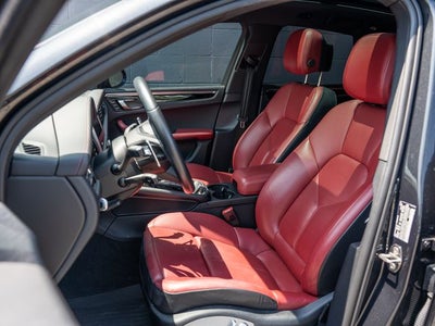 2023 Porsche Macan S