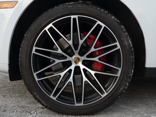 2025 Porsche Macan S