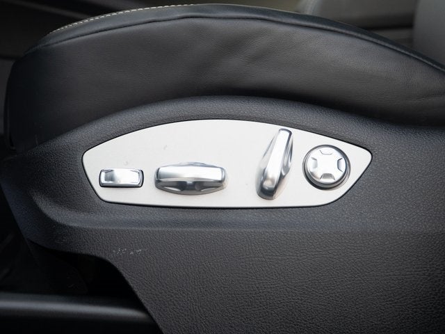 2025 Porsche Macan S