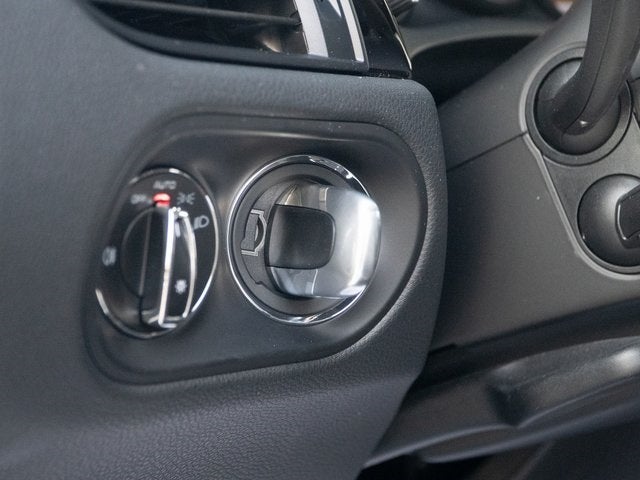 2025 Porsche Macan S