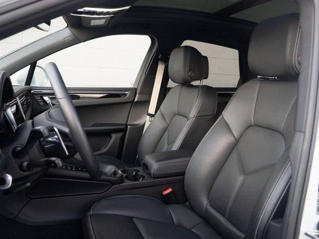 2025 Porsche Macan S