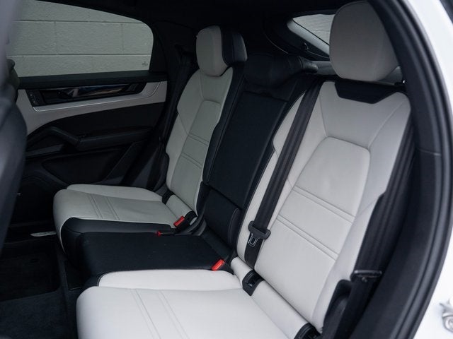 2025 Porsche Cayenne Base