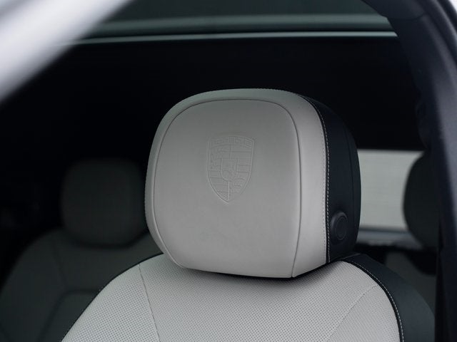 2025 Porsche Cayenne Base