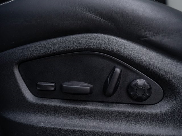 2025 Porsche Cayenne Base