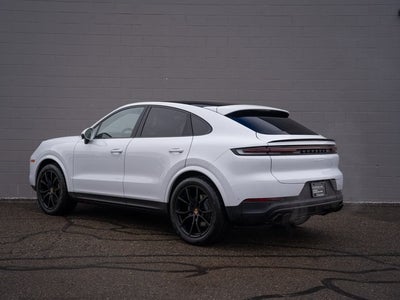2025 Porsche Cayenne Base