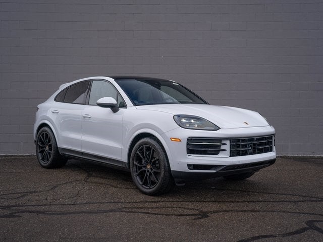 2025 Porsche Cayenne Base