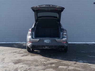 2025 Porsche Cayenne Base