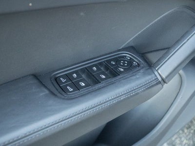 2025 Porsche Cayenne Base