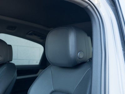 2025 Porsche Cayenne Base