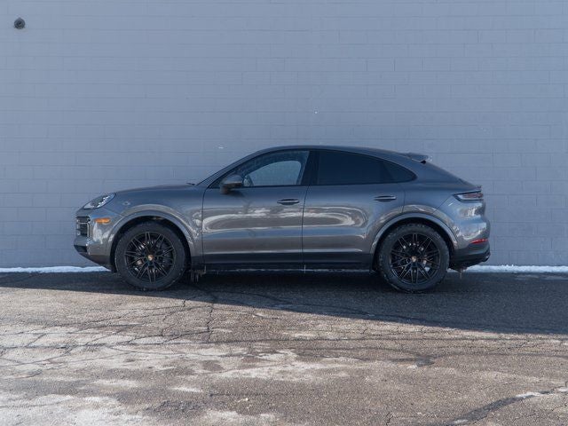 2025 Porsche Cayenne Base