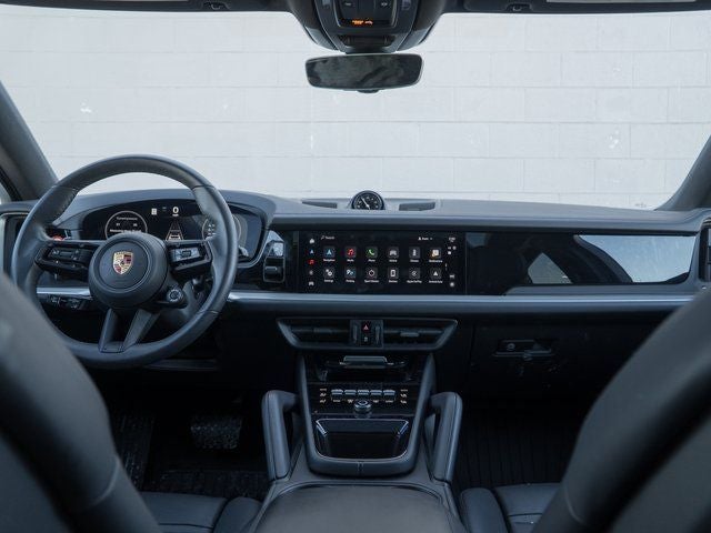 2025 Porsche Cayenne Base