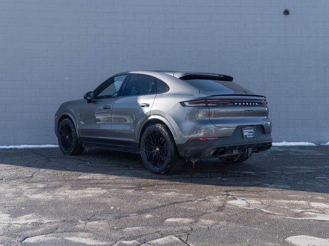 2025 Porsche Cayenne Base