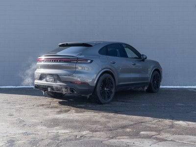 2025 Porsche Cayenne Base