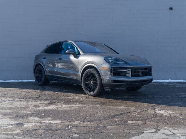 2025 Porsche Cayenne Base