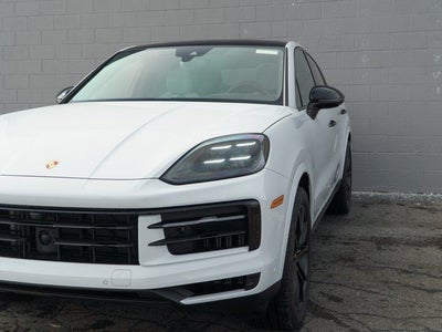 2025 Porsche Cayenne Base