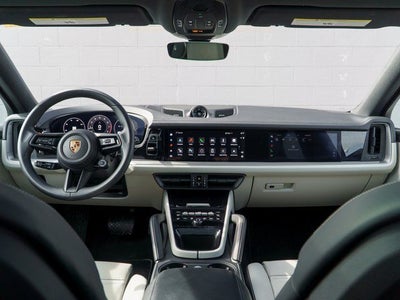 2025 Porsche Cayenne Base