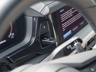 2025 Porsche Cayenne Base