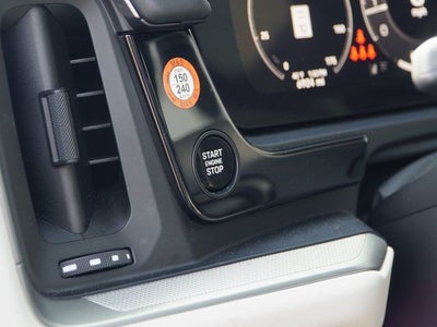 2025 Porsche Cayenne Base