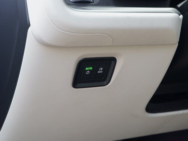 2025 Porsche Cayenne Base