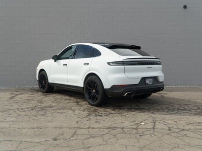 2025 Porsche Cayenne Base