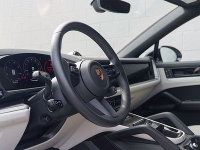 2025 Porsche Cayenne Base