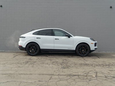 2025 Porsche Cayenne Base