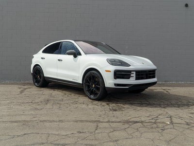2025 Porsche Cayenne Base