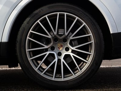 2022 Porsche Cayenne Coupe Platinum Edition