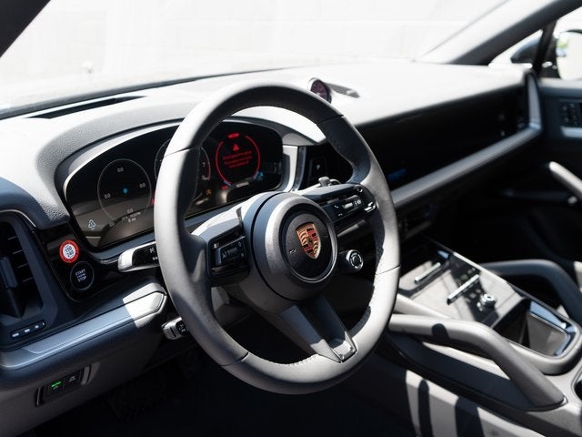 2025 Porsche Cayenne Base