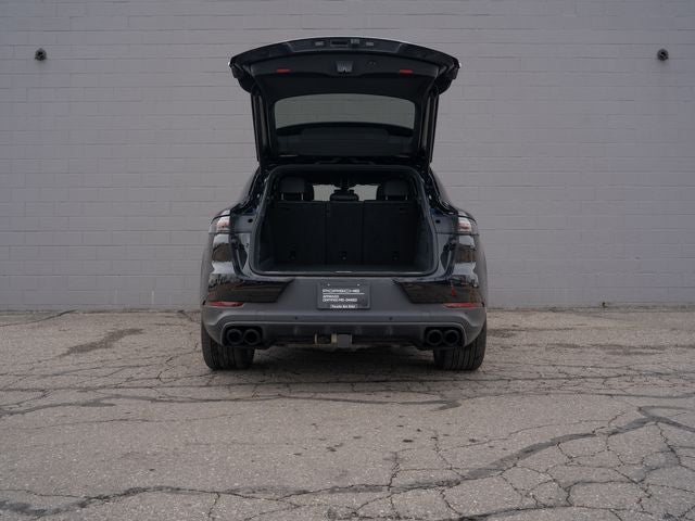 2023 Porsche Cayenne S
