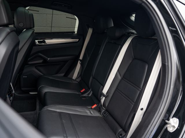 2023 Porsche Cayenne S