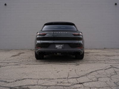 2023 Porsche Cayenne S