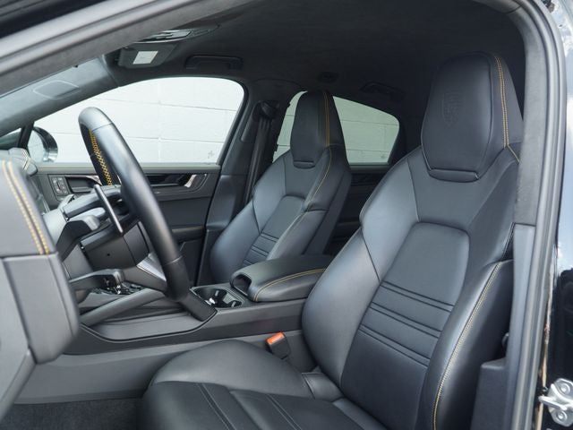 2024 Porsche Cayenne Turbo GT