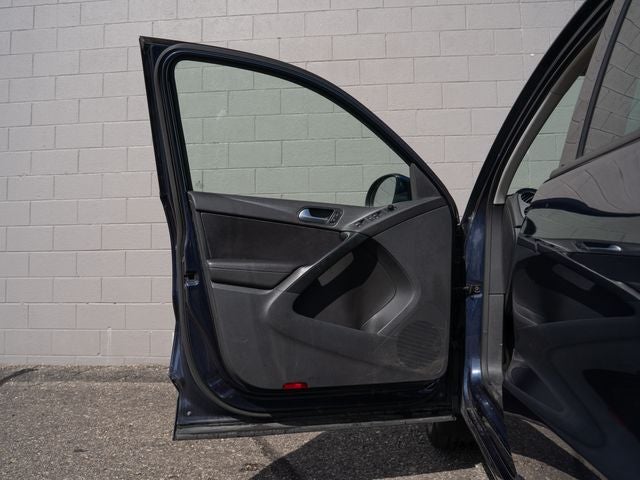 2015 Volkswagen Tiguan SE