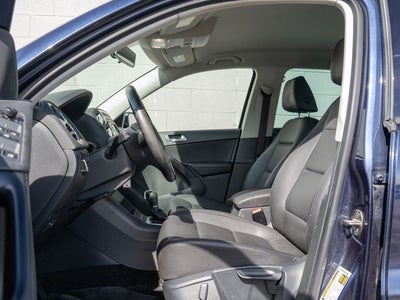 2015 Volkswagen Tiguan SE