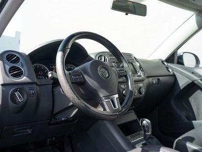 2015 Volkswagen Tiguan SE