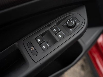 2025 Volkswagen Golf GTI 2.0T SE