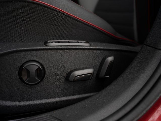 2025 Volkswagen Golf GTI 2.0T SE