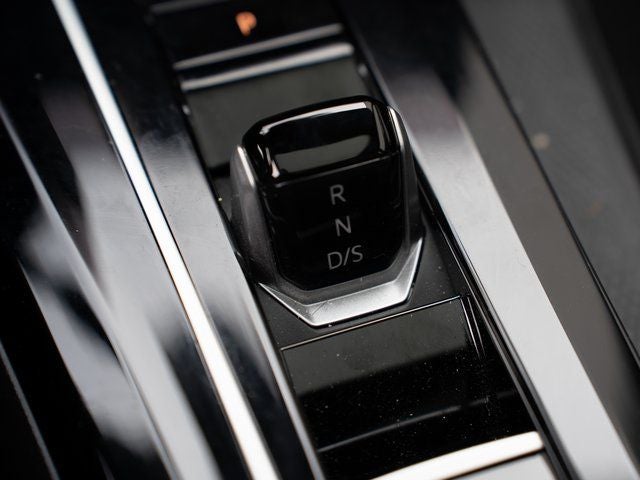 2025 Volkswagen Golf GTI 2.0T SE