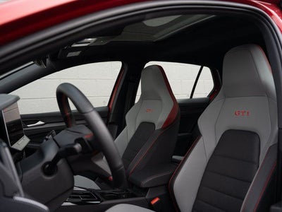 2025 Volkswagen Golf GTI 2.0T SE