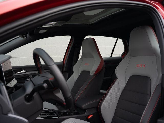 2025 Volkswagen Golf GTI 2.0T SE