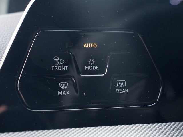 2025 Volkswagen Golf R 2.0T