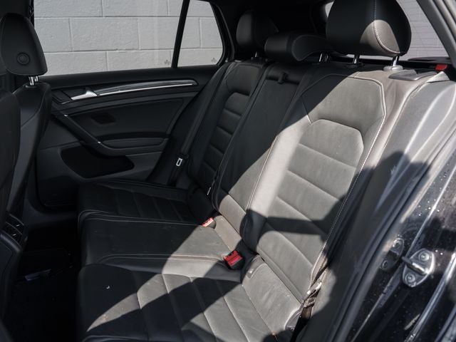 2017 Volkswagen Golf R DCC & Navigation 4Motion 4Motion