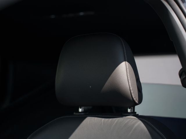 2017 Volkswagen Golf R DCC & Navigation 4Motion 4Motion