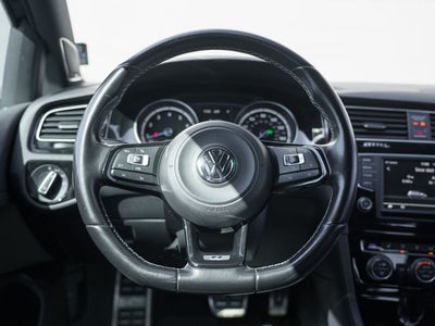 2017 Volkswagen Golf R DCC & Navigation 4Motion 4Motion