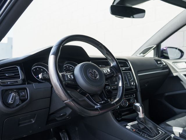 2017 Volkswagen Golf R DCC & Navigation 4Motion 4Motion