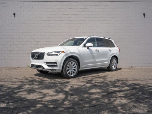 2018 Volvo XC90 T6 Momentum