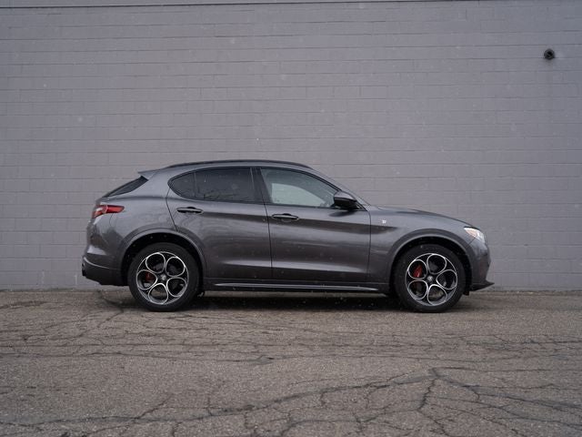 2023 Alfa Romeo Stelvio Ti
