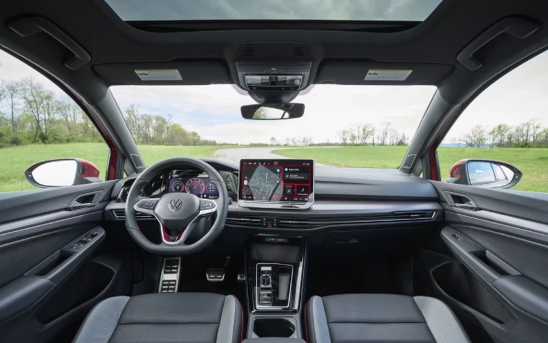 Volkswagen Golf GTI Interior